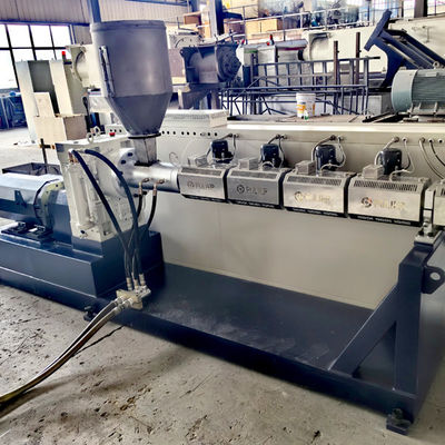 Tek vidalı plastik boru ekstrüzyon makineleri PP PVC PE boru üretim hattı