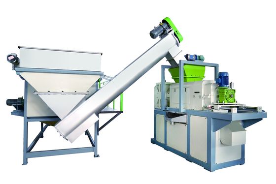 Otomatik Plastik Sıkıştırma Kurutma Makinesi 1400kg/Hr Plastik Geri Dönüştürme Ekstrüder 280kW