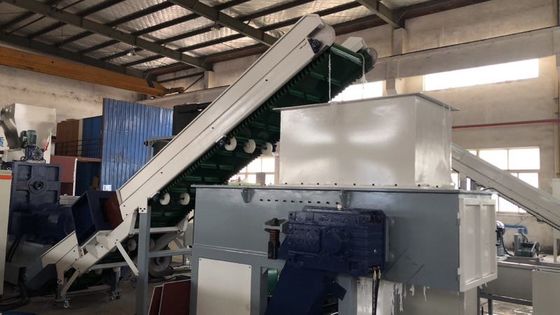 Tek vidalı plastik pelletleme geri dönüşüm makinesi PA Film Plastik Granulator Makinesi